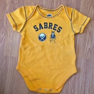NHL Buffalo Sabres Baby Bodysuit 12M New Hockey Mascot Jersey 100% Cotton